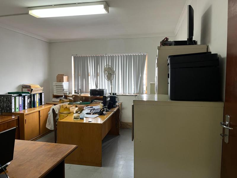 To Let Commercial Property for Rent in Montague Gardens Western Cape